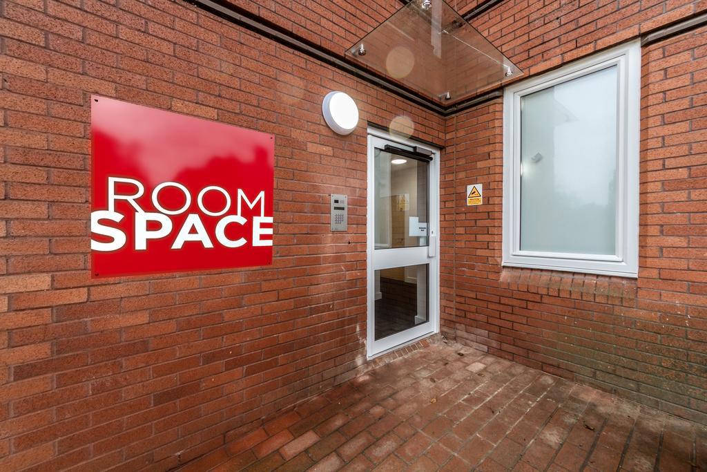 Roomspace Serviced Apartments - Nouvelle House 萨顿 客房 照片