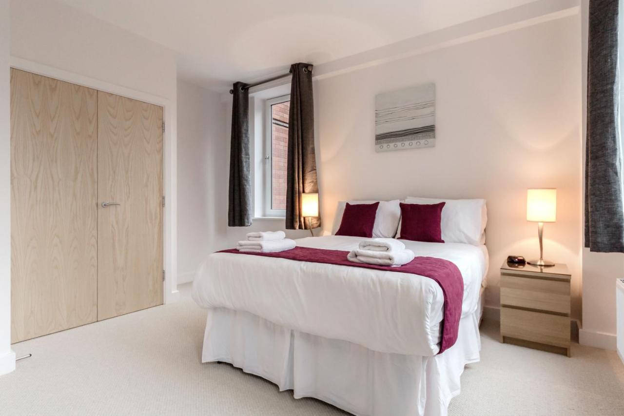Roomspace Serviced Apartments - Nouvelle House 萨顿 外观 照片